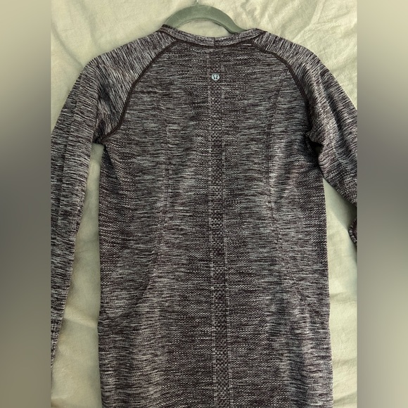 Lululemon long sleeve swiftly tech top - Picture 4 of 4